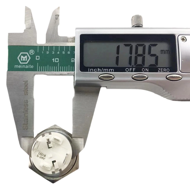 22mm MAX Current 16A Metal Push Button Switch Waterproof IP65 Momentary with LED Light