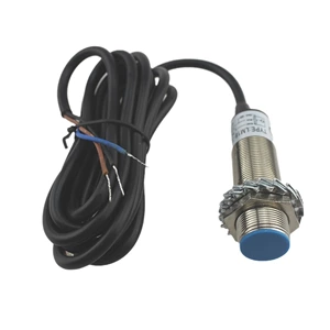 LM18-3005PB PNP Inductive Proximity Switch Sensor